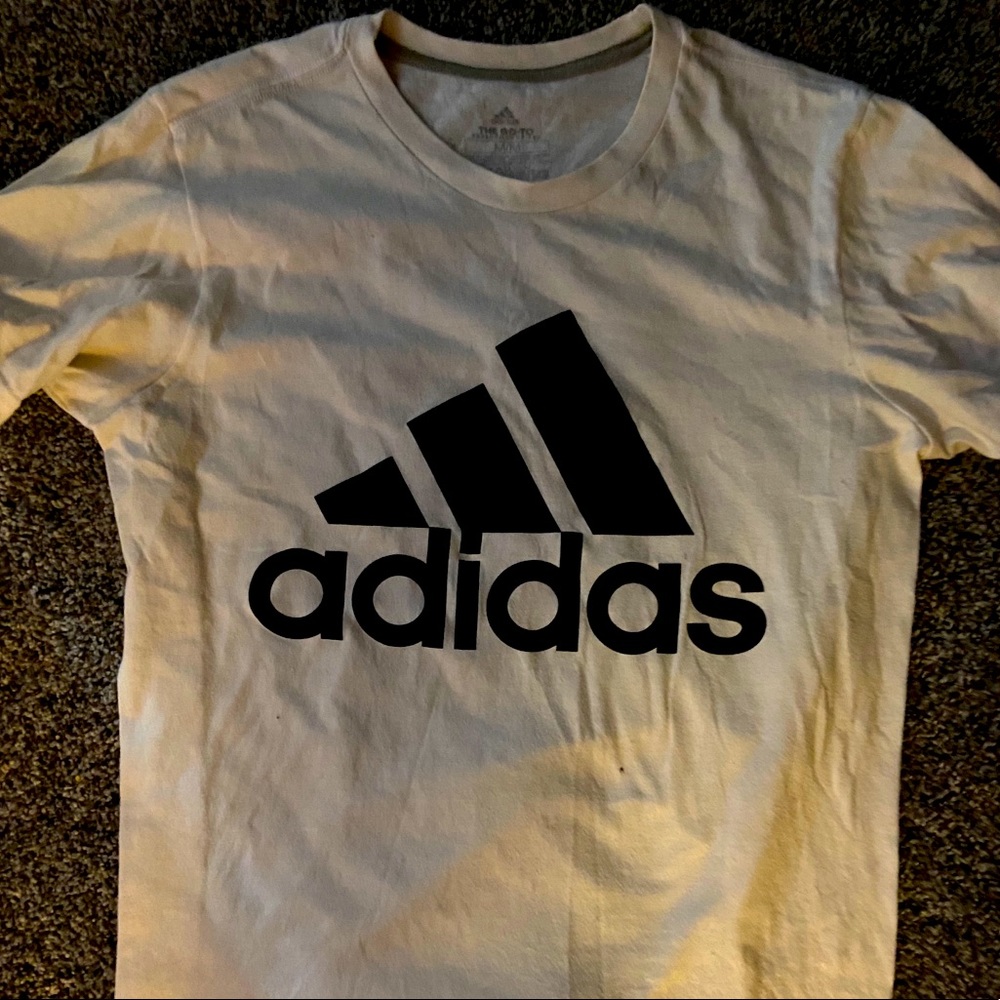 Adidas t shirt